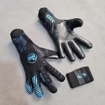 دستکش دروازه بانی آرجی