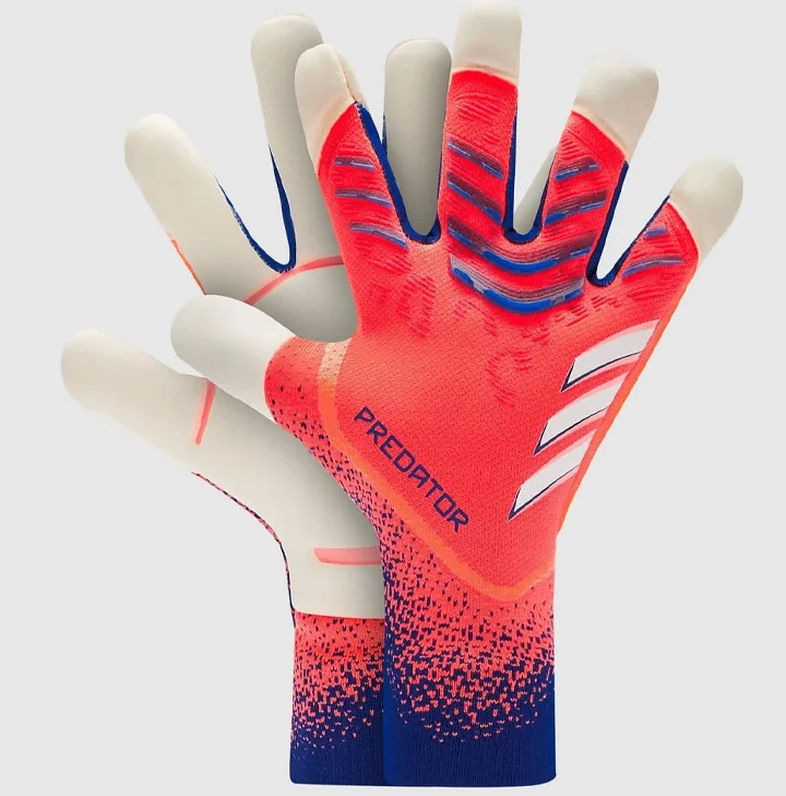 دستکش دروازه بانی قرمز 2026